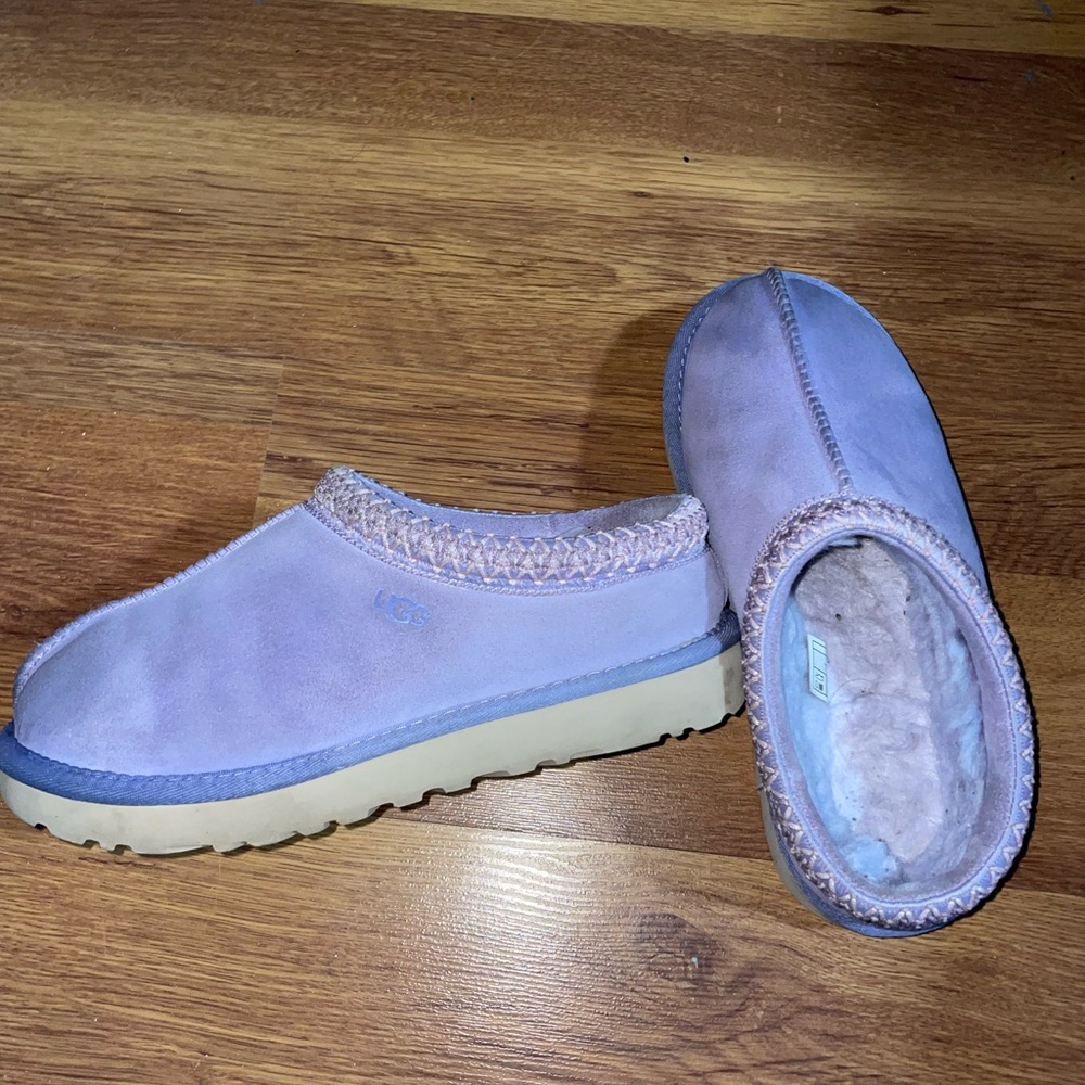 Purple uggs